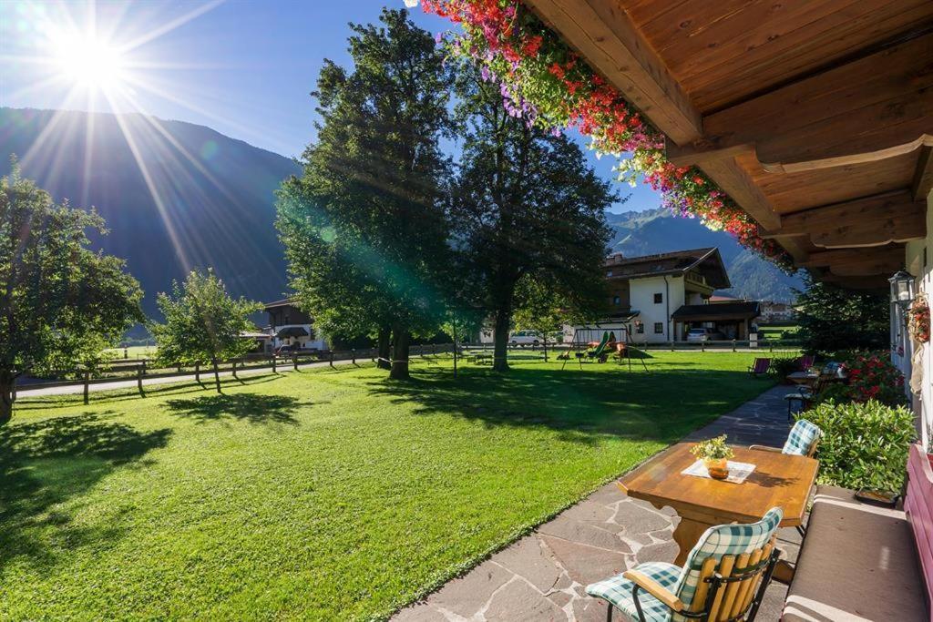 Landhaus Gredler Mayrhofen Buitenkant foto
