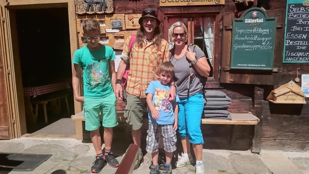 Landhaus Gredler Mayrhofen Buitenkant foto